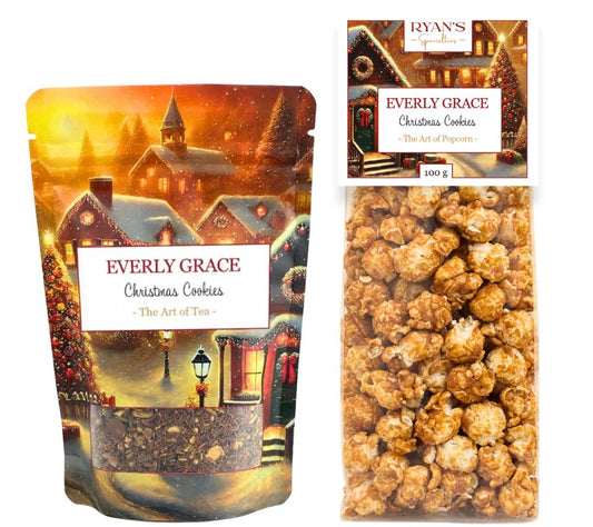Christmas Cookies Set von Everly Grace – festliches Duo aus Bio-Tee & handgemachtem Popcorn. Aroma von Weihnachtskeksen, koffeinfrei, ohne künstliche Zusätze, ideal als Geschenk.