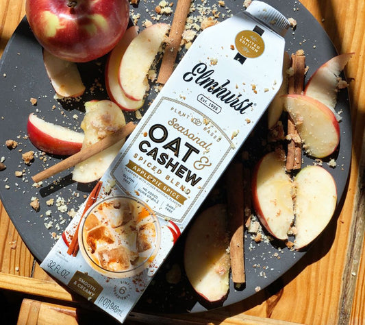 Dein Herbst im Glas 🌿 Zimt, Muskat und Nelke in cremiger Hafer-Cashew-Milch 🌿 100 & pflanzlich, ohne Emulgatoren oder unnötige Zusätze🌿 Jetzt bestellen!