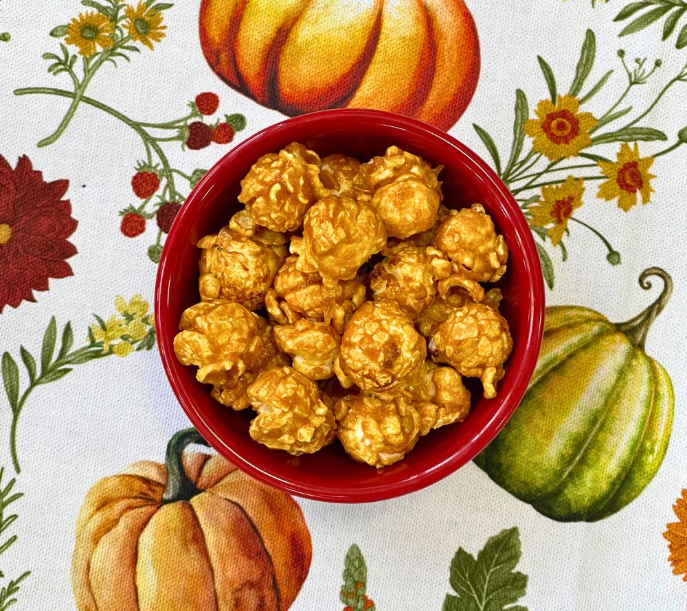 Popcorn Pumpkin Spice Perfection von Everly Grace kaufen | süß-würziger Geschmack | perfekt für den Kinoabend im Herbst