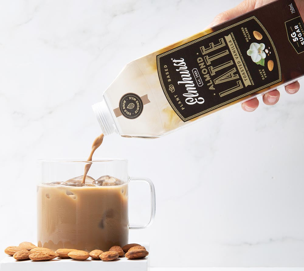 Toasted Vanilla Almond Latte von Elmhurst | Cold Brew trifft Mandelmilch & Vanille | 100% pflanzlich, natürlich | unwiderstehlich! | Jetzt entdecken!