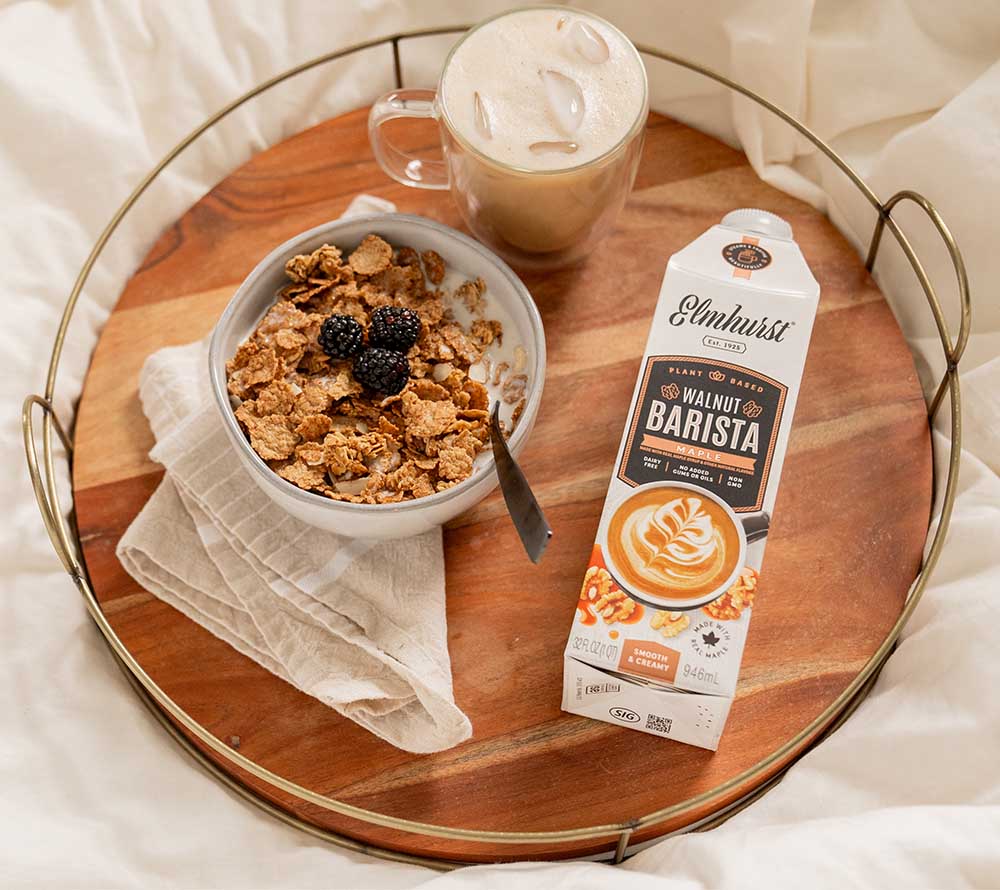 Maple Walnut Barista Edition von Elmhurst | Entdecke die Perfektion pflanzlicher Milch aus Walnüssen mit natürlicher Ahornsirup-Note | nachhaltig & lecker! ☕