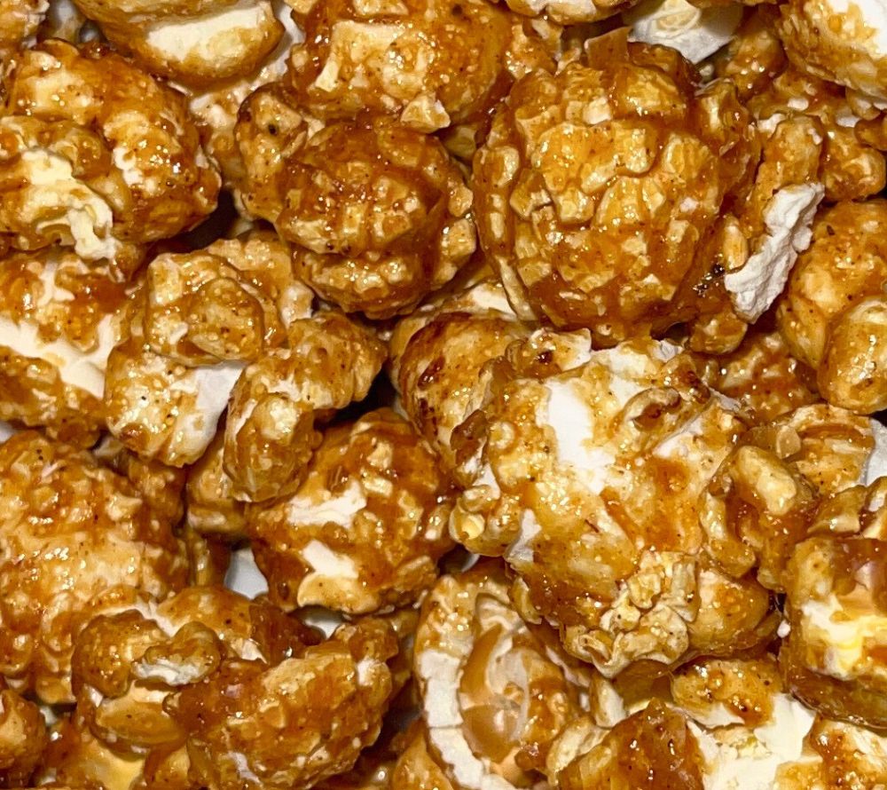 Popcorn Chocolate Chai Charme Bag 100 g von Everly Grace kaufen | feinstes Schokoladenextrakt und Chai-Gewürze | Perfekt für das Heimkino | EU-weiter Versand
