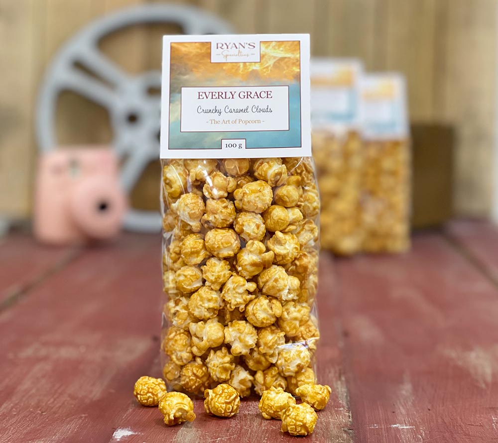 Popcorn Crunchy Caramel Clouds von Everly Grace kaufen | Knuspriges Karamell Popcorn | Intensiver Geschmack, 100 % vegan | Perfekt für jeden Anlass