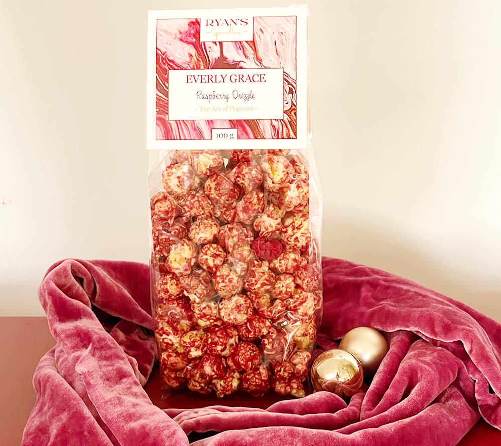 Feines Gourmet-Popcorn Raspberry Drizzle von Everly Grace ☆ Fruchtiger Himbeer-Überzug ☆ hohe Qualität ☆ 100 % vegan ☆ Jetzt probieren!