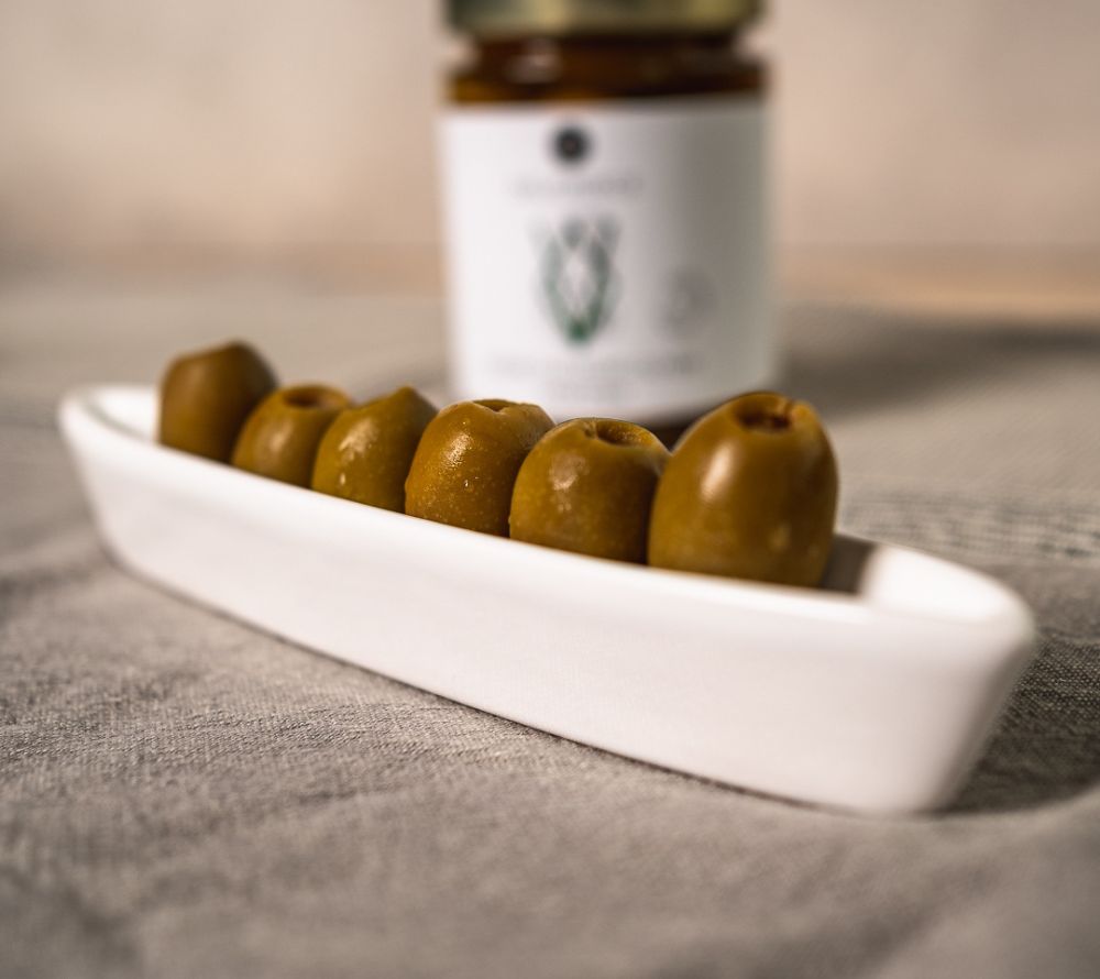 Green olives without stone from Deligreece