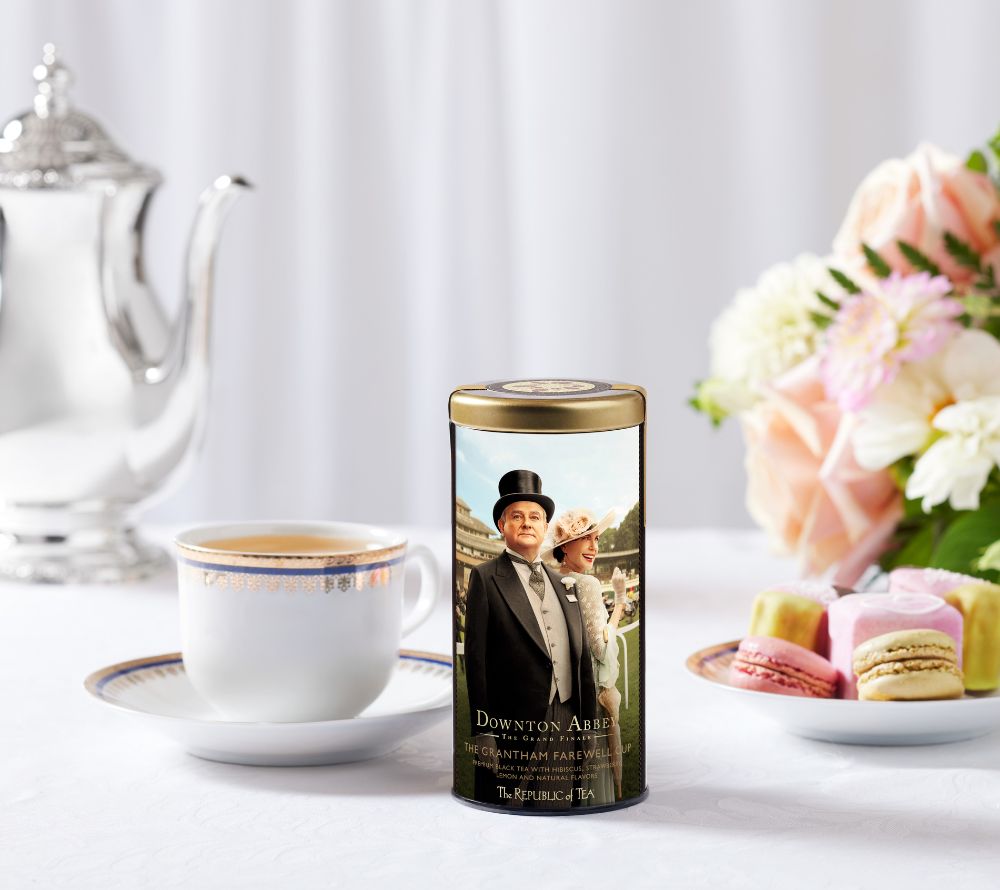 Downton Abbey Grantham Farewell Cup Black Tea – Premium-Schwarztee mit Zitrus, Gurke & Ingwer. Vegan, glutenfrei, edler Genuss für Tee-Liebhaber und besondere Momente.