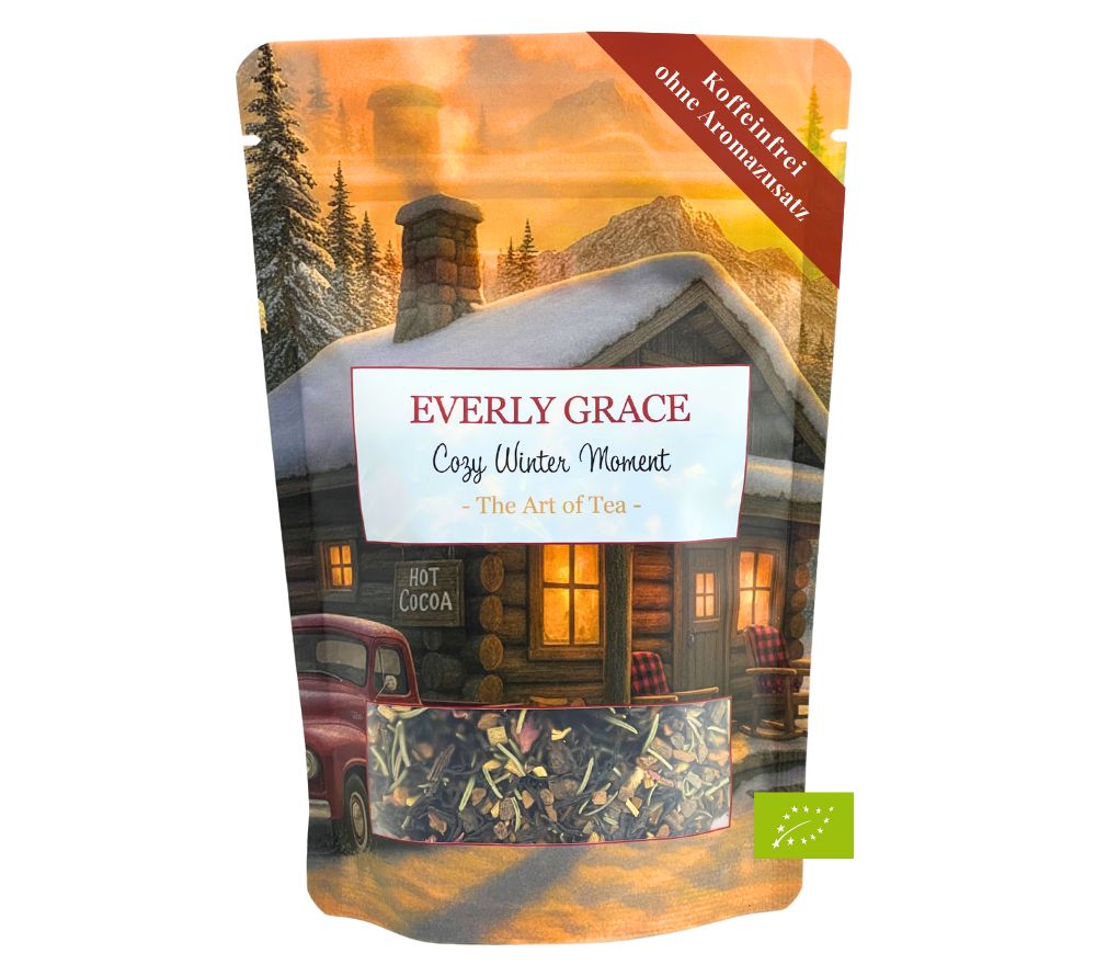 Cozy Winter Moments Tea von Everly Grace – Bio-Schwarztee mit Zimt, Rosmarin & Rosenblüten. Jetzt online kaufen bei Madevegan für winterliche Genussmomente.