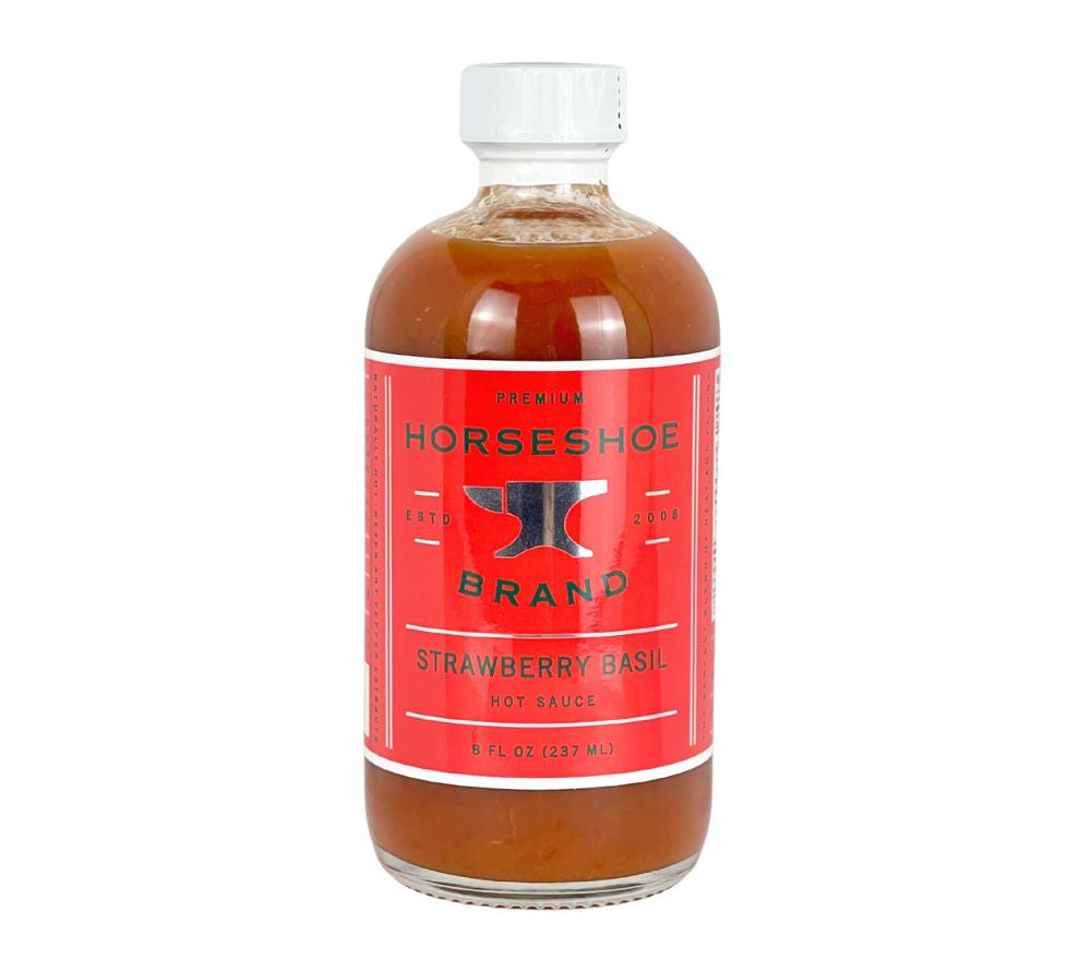 Street Strawberry Basil Hot Sauce von Horseshoe Brand – fruchtig-scharfe, vegane Hot Sauce mit Erdbeere, Basilikum & Balsamico. Perfekt für Sommergerichte, Bowls & Dressings.