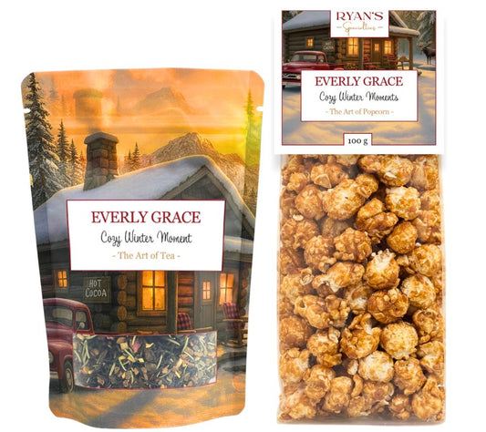 Cozy Winter Set von Everly Grace – Tee & handgemachtes Popcorn für aromatische Wintermomente. Vollmundiger Schwarztee, süß-würziges Popcorn, frei von künstlichen Zusätzen.