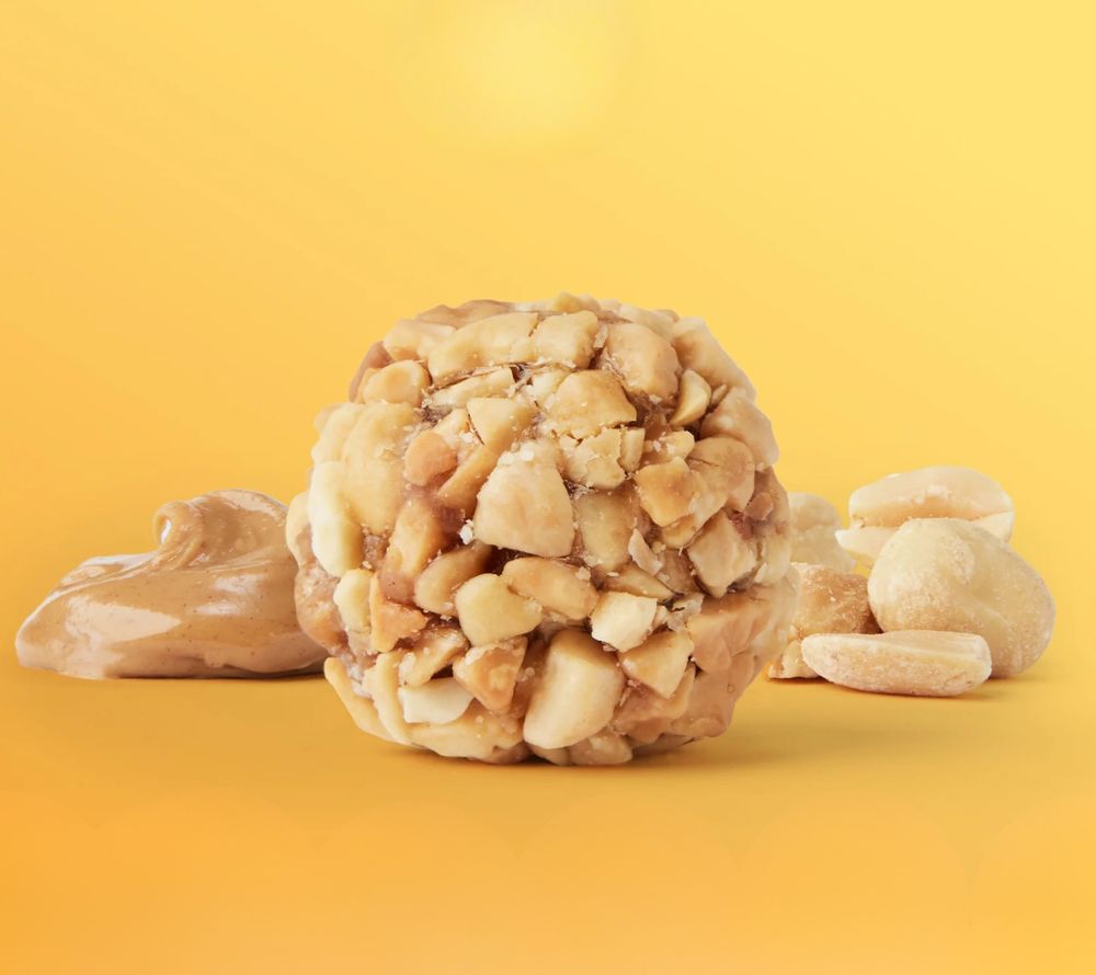 Peanut Butter Bites – vegane Protein-Snacks mit cremiger Erdnussbutter. Glutenfrei, non-GMO & natürlich lecker. Jetzt kaufen bei Madevegan.