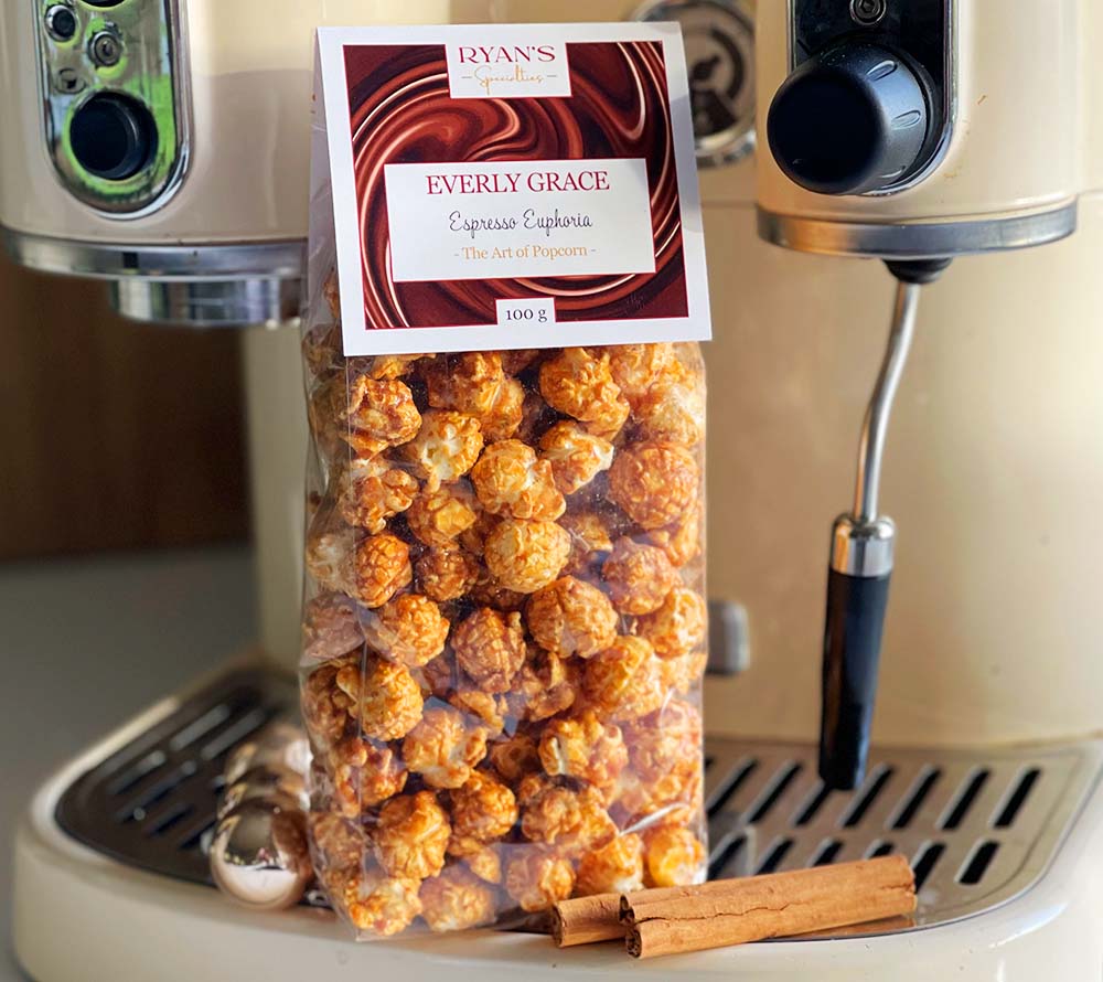 Popcorn Espresso Euphoria von Everly Grace