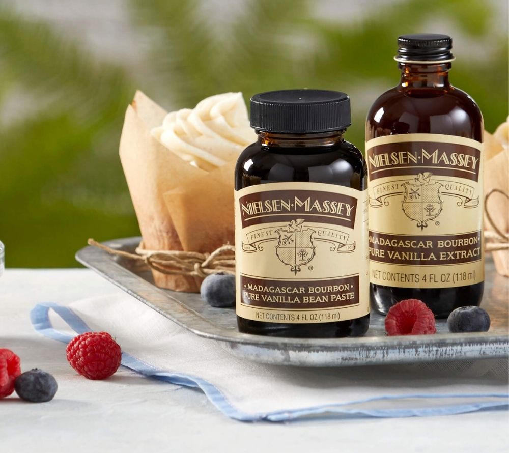 Bourbon-Vanillepaste und Bourbon-Vanilleextrakt von Nielsen-Massey